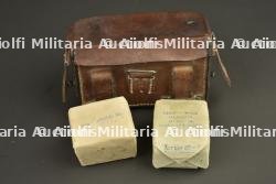 Deux sacoches d'infirmier allemand. Two German medic pouches. — photo 3
