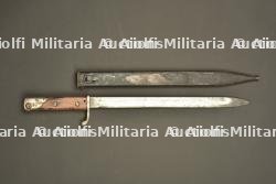 Baïonnette allemande Gottscho dite de mitrailleur. German Gottscho bayonet, known as the machine gunner’s bayonet.