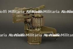 Machine à garnir les bandes pour MG08 Gurtfuller. Belt loading machine for MG08 ammunition belts, Gurtfüller. — miniature 6