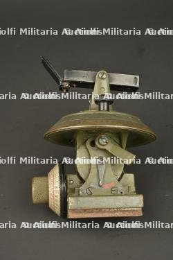 Dispositif pour tir indirect de mitrailleuse MG08. Indirect fire aiming device for MG08 machine gun. — miniature 3