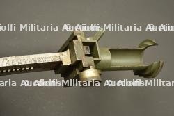 Support de visée pour canon allemand de 77mm. Sight mount for a German 77 mm field gun. — miniature 4