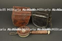 Etuis d'écouteurs et écouteur téléphonique allemands. German telephone receiver cases and telephone receiver