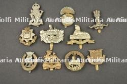 Lot de 10 insignes anglais d'infanterie. Lot of 10 British infantry badges