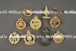 Lot de 10 insignes anglais Marine, Tank et Aviation. Lot of 10 British Navy, Tank Corps and Aviation badges
