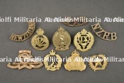 Lot de 10 badges New Zealand. Lot of 10 New Zealand badges