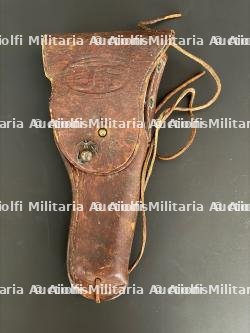 Etui de Colt M1911 US avec insigne USMC. US Colt M1911 holster with USMC insignia