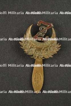 Insigne 2ème Régiment de Zouaves. 2nd Zouave Regiment insignia.