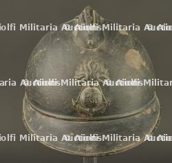 Casque Adrian 1915 troupes coloniales. Adrian helmet, 1915 pattern, colonial troops.