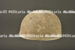 Coque de casque parachutiste MkII. Mk II paratrooper helmet shell.