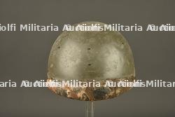 Casque Adrian 1935-40. Adrian helmet Model 1935-40.
