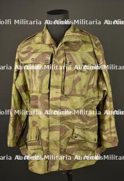 Veste de saut TAP 47.52 camouflée. Camouflaged TAP jump jacket model 47/52.