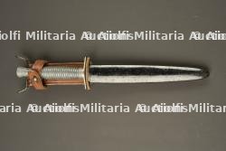 Dague Le Commando. Le Commando dagger.