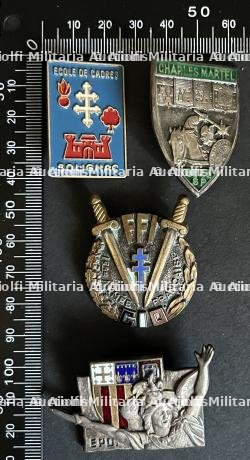 FRANCE INSIGNES ECOLES FFI. France FFI Schools insignia
