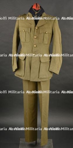Uniforme d'officier d'artillerie britannique. — photo 1