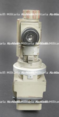 Lunette de coupole blindée ou de char PZBWF8. Armoured cupola or tank sight for Pz.B.W.F.8. — photo 2