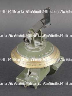 Instrument d'artillerie. Artillery instrument. — miniature 2