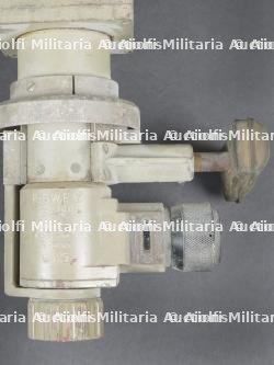 Lunette de coupole blindée ou de char PZBWF8. Armoured cupola or tank periscope sight PZBWF 8 — miniature 2