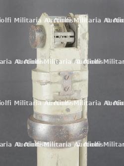 Lunette de coupole blindée ou de char PZBWF8. Armoured cupola or tank periscope sight PZBWF 8 — miniature 7