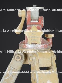 Trépied d'optique WH. WH optic tripod. — photo 3