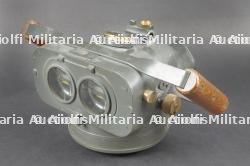 Instrument de visée Vickers Armstrong. Vickers-Armstrong sighting instrument.