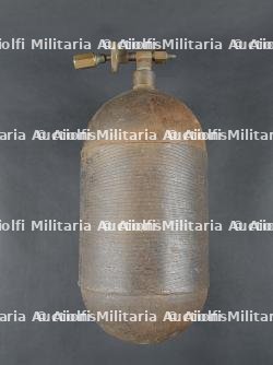 Bouteille d'oxygène portable britannique. British portable oxygen cylinder