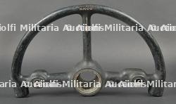 Volant de bombardier allié. Allied bomber control wheel