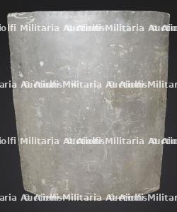 Morceau de carlingue d'avion. Aircraft fuselage fragment