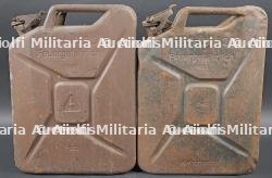 Jerrycans WH. WH jerrycans