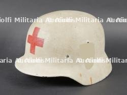 Reproduction d'un casque infirmier WH. Reproduction WH medical orderly helmet