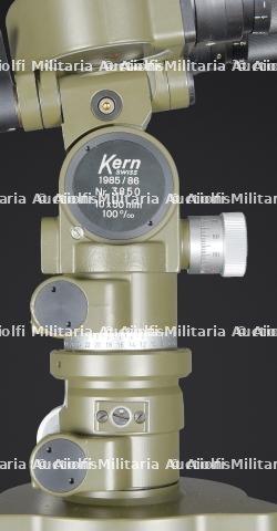 Binoculaire suisse Kern. Swiss Kern binoculars — miniature 5