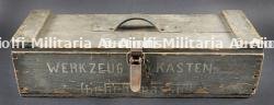 Caisse Werkzeug Kasten. Werkzeugkasten tool box