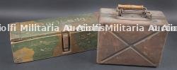 Ensemble de caisse d'artillerie. Artillery ammunition crate set.