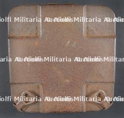 Caisse pour 1 Tellermine 42. Case for one Tellermine 42 anti-tank mine.