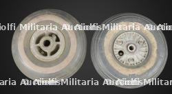 Roues de train arrières de BF-109. Messerschmitt Bf 109 tailwheel assemblies.