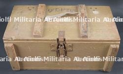 Caisse 30 G.Sprgr. Case for 30 HE shells (Sprenggranaten).
