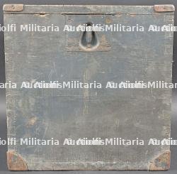 Caisse Sonder Karuschen S FH 18. Crate for special propellant cartridges for 15 cm s.F.H.18
