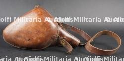 Etui de jambon 1892. Model 1892 ham carrier.