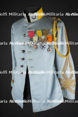 Tunique de capitaine tirailleur algérien. Algerian Tirailleur captain’s tunic.