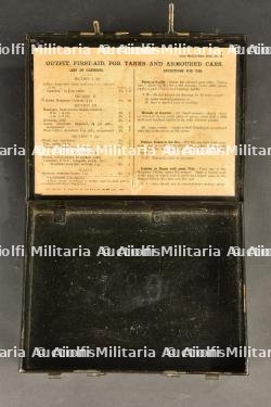 Caisse First Aid pour véhicules britannique. — photo 3
