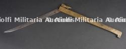 Couteau à cran d'arrêt. Folding knife