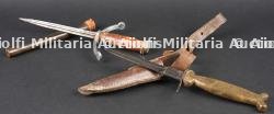 Lot de poignards artisanaux. Lot of handmade fighting daggers