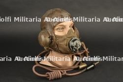 Bonnet de vol type B avec accessoires.