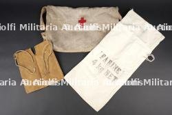 Musette et petits équipements. Haversack with small equipment items