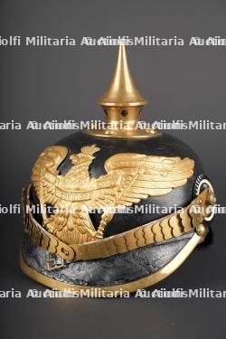 Casque à pointe M1895 du IIIe Bataillon du Leib Grenadier Regiment Nr 8. M1895 pickelhaube of the III Battalion, Leib-Grenadier Regiment Nr. 8