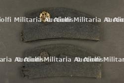 Calots et décorations de la Famille Barrett. — miniature 12
