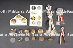 Ensemble de cocardes, boutons et broches allemands impériaux. Set of Imperial German cockades, buttons and brooches