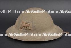 Casque anglais MkI du Kings Own Regiment. British Mk I helmet of the King’s Own Regiment