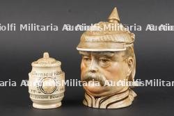Chope à l'effigie de Otto von Bismarck et pot à moutarde. Tankard bearing the likeness of Otto von Bismarck and mustard pot