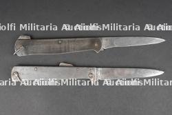 Lot de 2 couteaux de poche allemands Mercator. Lot of two German Mercator pocket knives.