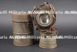 Masque anti-gaz allemand Lederschutzmaske. German anti-gas mask Lederschutzmaske.